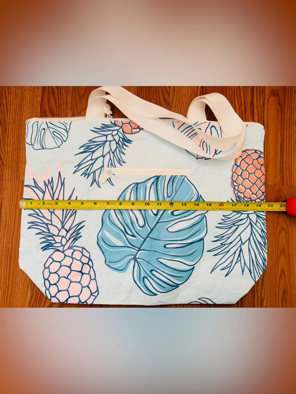 Hawaii Loa Pineapple & Palm Tote Bag in Light Blue (new/no tag)